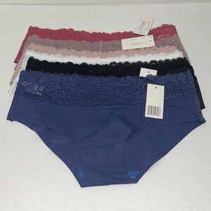 Bundle 6 pieces Lace Waistband Seamless No Show Panties Underwear. NWT